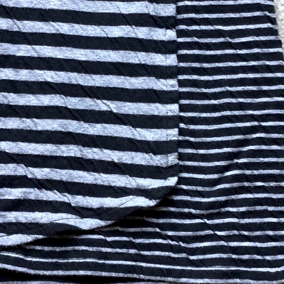 Life Is Good Wrap Striped Pattern Skirt Sz Medium - Picture 2 of 7